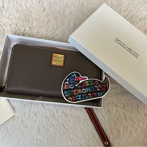 Dooney & Bourke Large Zip Around Wallet with wristlet. New in box w bag